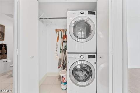 3000 Oasis Grand Blvd 1407, Fort Myers FL - photo 23 of 50