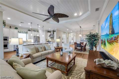 8362 Viale Cir, Naples FL - photo 11 of 49