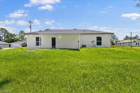 944 Candlelight Dr, Lehigh Acres FL - photo 22 of 23