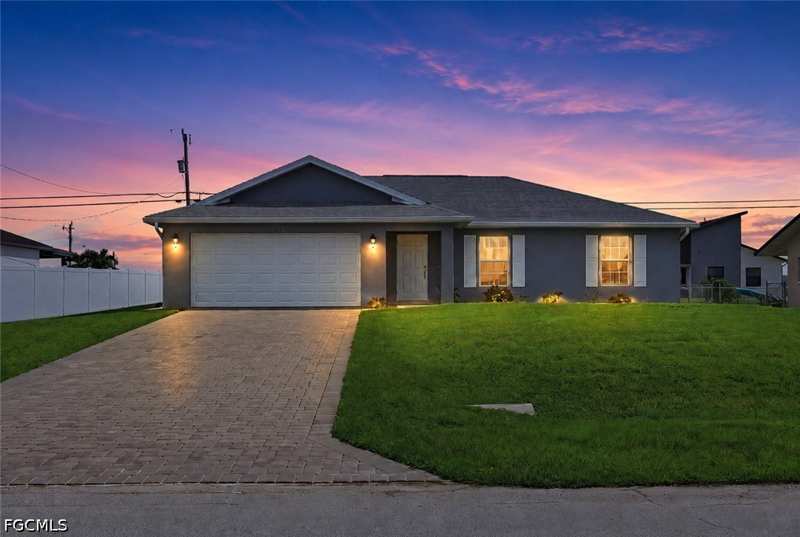 3 bedroom SingleFamilyResidence at 132 NE 16th Ter, Cape Coral, Cape Coral — photo 1