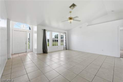 202 SW 11th Ter, Cape Coral FL - photo 12 of 46