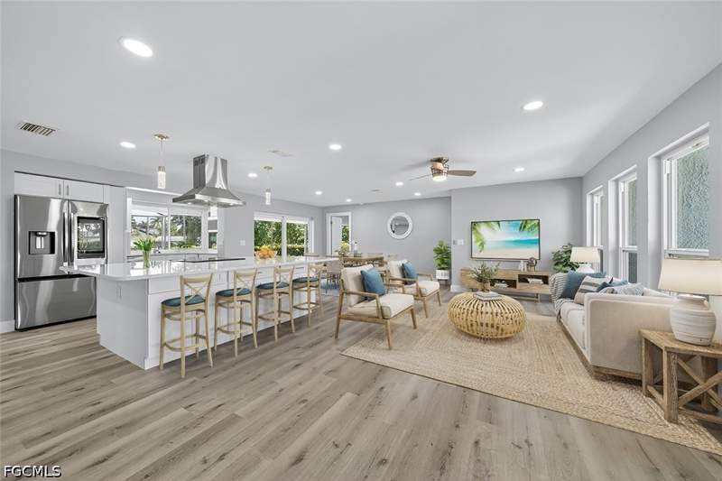 4 bedroom SingleFamilyResidence at 1358 Sheffield Way, Whiskey Creek, Fort Myers — photo 2