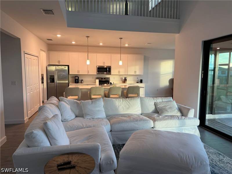 5 bedroom SingleFamilyResidence at 18227 Ridgeline Dr, Verdana Village, Estero — photo 2