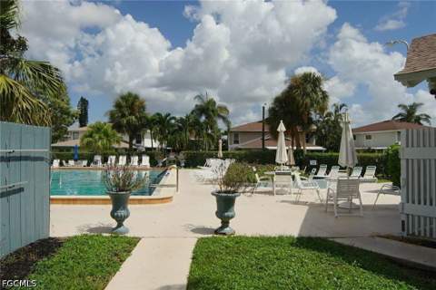 3276 Prince Edward Island Cir 2, Fort Myers FL - photo 21 of 22