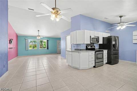 539 W Archer Pkwy, Cape Coral FL - photo 11 of 49