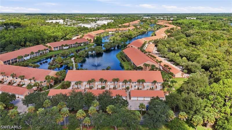 2 bedroom Condominium at 6700 Beach Resort Dr 13, Falling Waters Beach Resort, Naples — photo 4