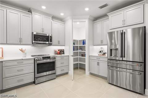15339 Giardino Dr 11-103, Naples FL - photo 7 of 44