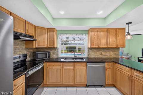 1118 SE 18th St, Cape Coral FL - photo 11 of 36