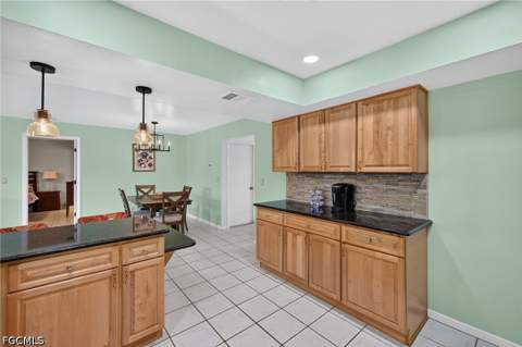 1118 SE 18th St, Cape Coral FL - photo 12 of 36