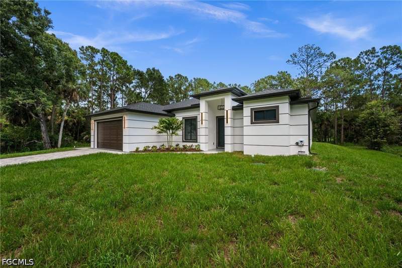 4 bedroom SingleFamilyResidence at 616 prospect Ave, Lehigh Acres, Lehigh Acres — photo 3