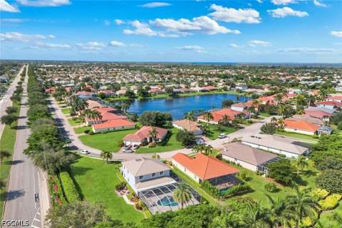 2545 Ashbury Cir, Cape Coral FL - photo 6 of 42
