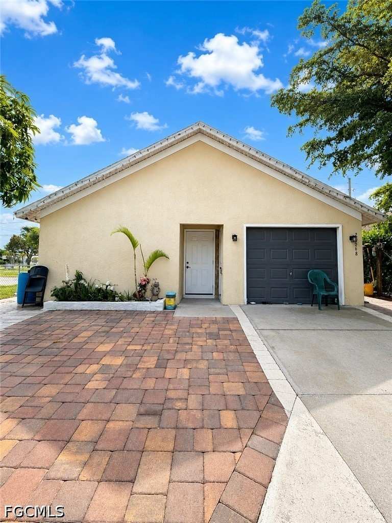 3 bedroom SingleFamilyResidence at 26668 Arrow Ct, Rosemary Park, Bonita Springs — photo 1