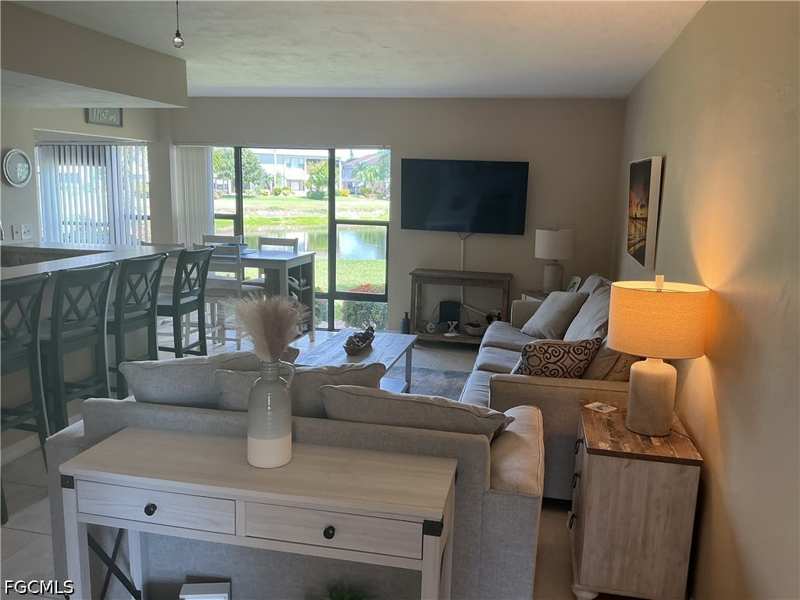 2 bedroom Condominium at 5550 Trailwinds Dr 615, Merion Village, Fort Myers — photo 1