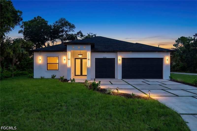 4 bedroom SingleFamilyResidence at 6044 Acorn Cir, Labelle, Labelle — photo 1