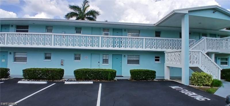 2 bedroom Condominium at 1207 Tropic Ter, Tropic Terrace, North Fort Myers — photo 2