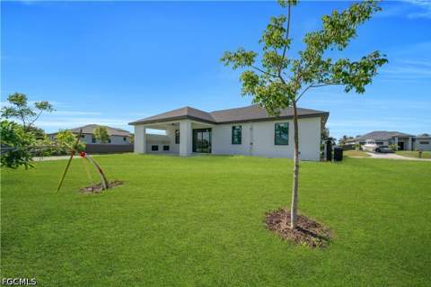 1825 NE 22nd Ter, Cape Coral FL - photo 7 of 40