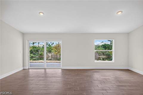 2821 NW 22nd Pl, Cape Coral FL - photo 16 of 32