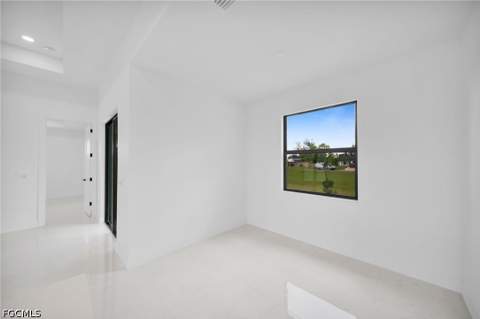 1143 NW 27th Pl, Cape Coral FL - photo 10 of 32