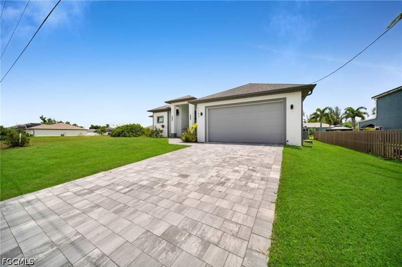 3 bedroom SingleFamilyResidence at 1143 NW 27th Pl, Cape Coral, Cape Coral — photo 2