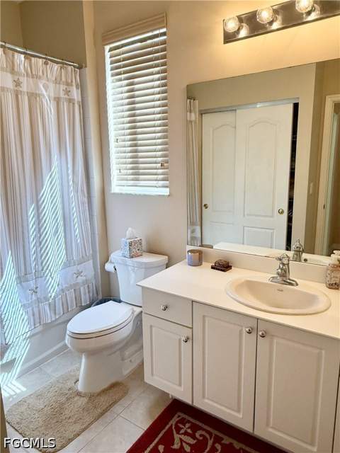 15470 Laguna Hills Dr, Fort Myers FL - photo 18 of 49