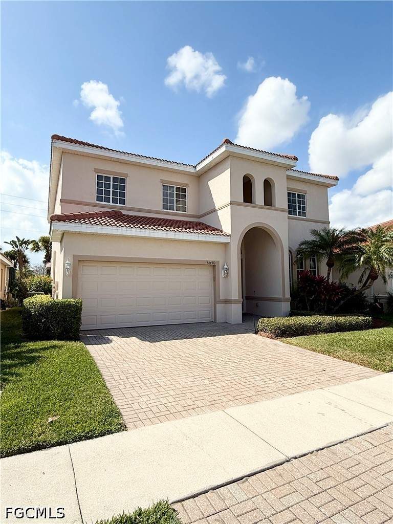 5 bedroom SingleFamilyResidence at 15470 Laguna Hills Dr, Santa Barbara, Fort Myers — photo 2