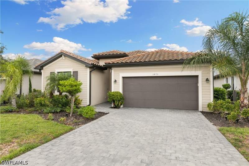 4 bedroom SingleFamilyResidence at 1473 Birdie Dr, Valencia Country Club, Naples — photo 3