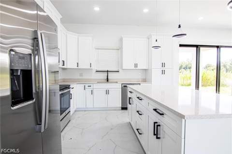1836 Lindsay St, Lehigh Acres FL - photo 10 of 32