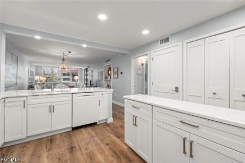 979 E Gulf Dr 242, Sanibel FL - photo 10 of 49
