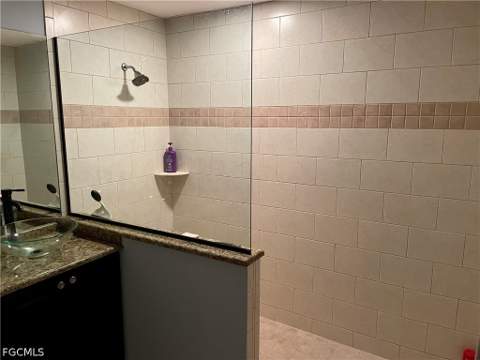 3705 Fieldstone Blvd 404, Naples FL - photo 17 of 24