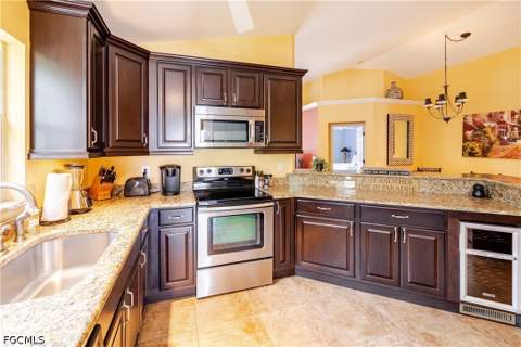 3705 Fieldstone Blvd 404, Naples FL - photo 9 of 24