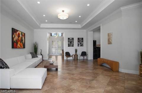 3910 Glacier Ct, Naples FL - photo 12 of 39
