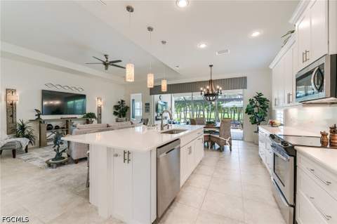 10566 Carena Cir, Fort Myers FL - photo 15 of 50