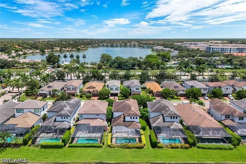 5 bedroom SingleFamilyResidence at 7209 Wilton Dr, Avery Square, Naples — photo 4