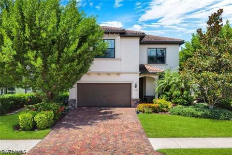 7209 Wilton Dr, Naples FL - photo 6 of 37