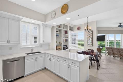 1600 Star Point Ln 2-201, Naples FL - photo 8 of 46