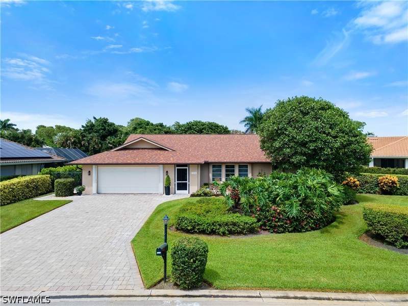 3 bedroom SingleFamilyResidence at 2236 Queens Blvd, Kings Lake, Naples — photo 2