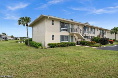 105 Harrison Rd 4, Naples FL - photo 18 of 34