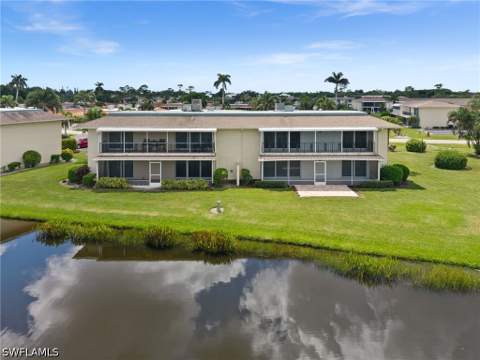 105 Harrison Rd 4, Naples FL - photo 23 of 34