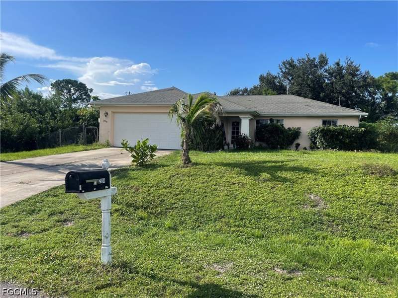 3 bedroom SingleFamilyResidence at 2908 12th St SW, Lehigh Acres, Lehigh Acres — photo 3