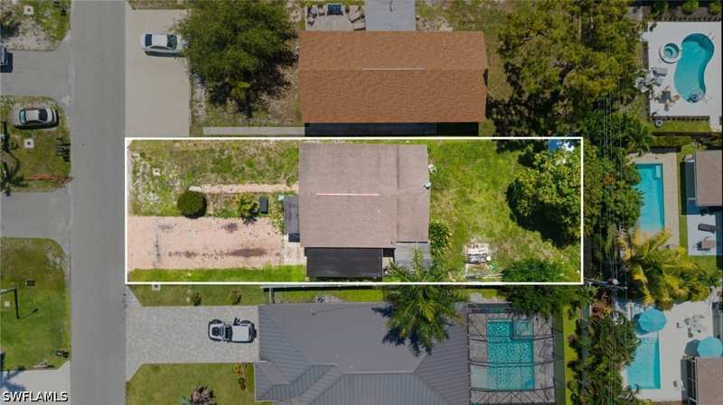 2 bedroom SingleFamilyResidence at 641 105th Ave N, Naples Park, Naples — photo 1