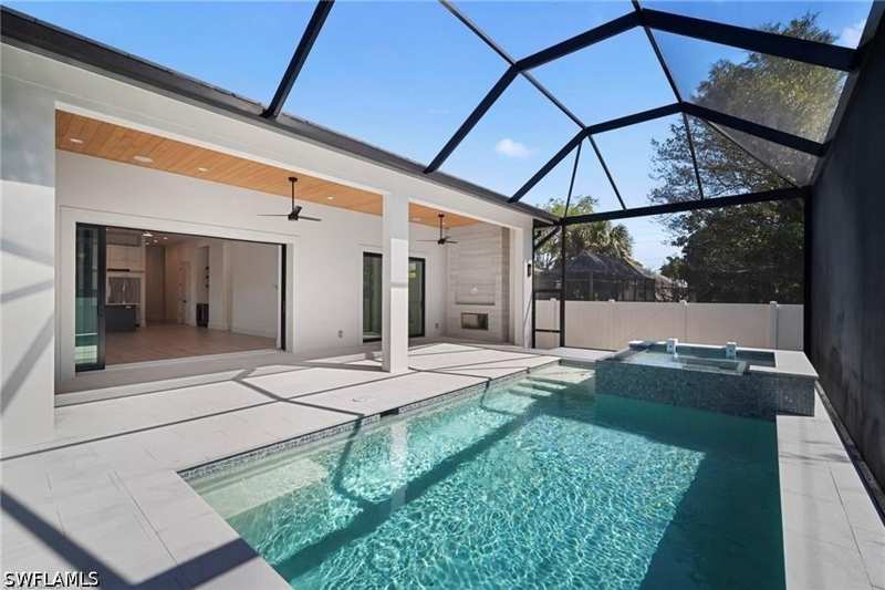4 bedroom SingleFamilyResidence at 786 107th Ave N, Naples Park, Naples — photo 1