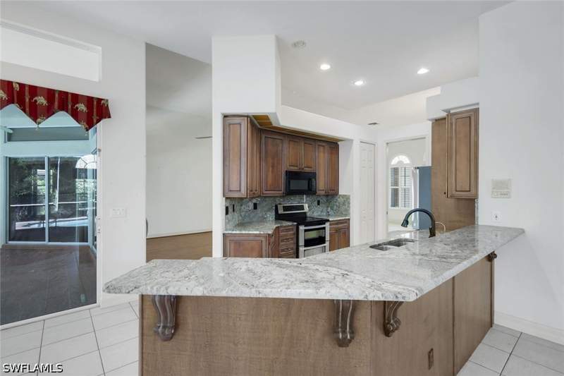3 bedroom SingleFamilyResidence at 28476 Del Lago Way, Spanish Wells, Bonita Springs — photo 5