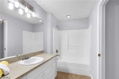 821 Casino Ave, Lehigh Acres FL - photo 15 of 39