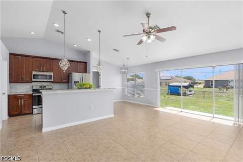 821 Casino Ave, Lehigh Acres FL - photo 17 of 39