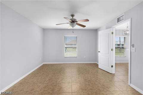 821 Casino Ave, Lehigh Acres FL - photo 9 of 39