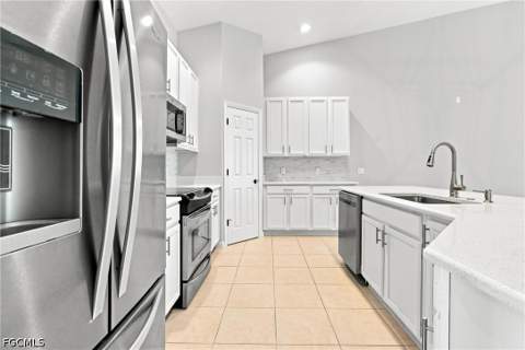 14758 Calusa Palms Dr 203, Fort Myers FL - photo 17 of 47