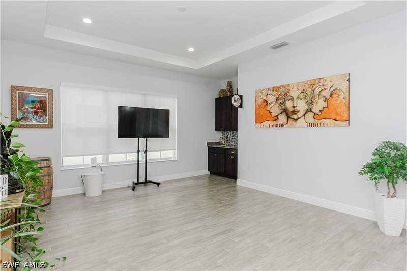 5 bedroom SingleFamilyResidence at 4870 Frattina St, Maple Ridge, Ave Maria — photo 2