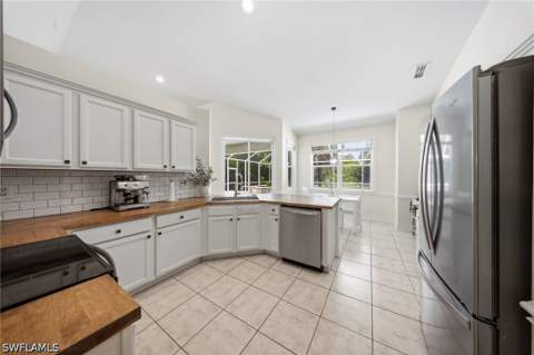 5791 Golden Gate Pkwy, Naples FL - photo 15 of 50