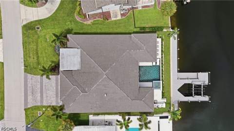 4949 Seville Ct, Cape Coral FL - photo 7 of 48