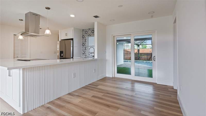 4 bedroom SingleFamilyResidence at 1393 White Cedar Ln, Foxmoor Pines, North Fort Myers — photo 3